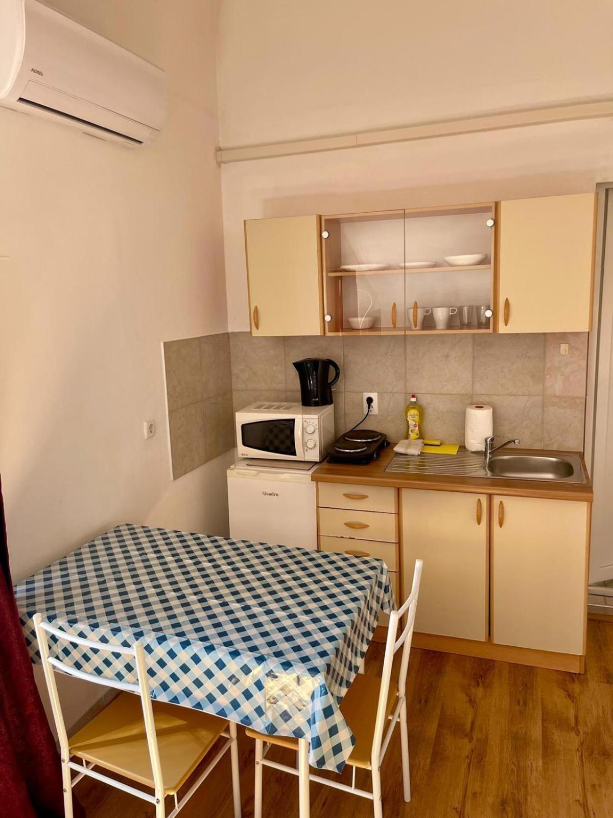 Dejan Apartment4-Top Centar Pula Exterior foto